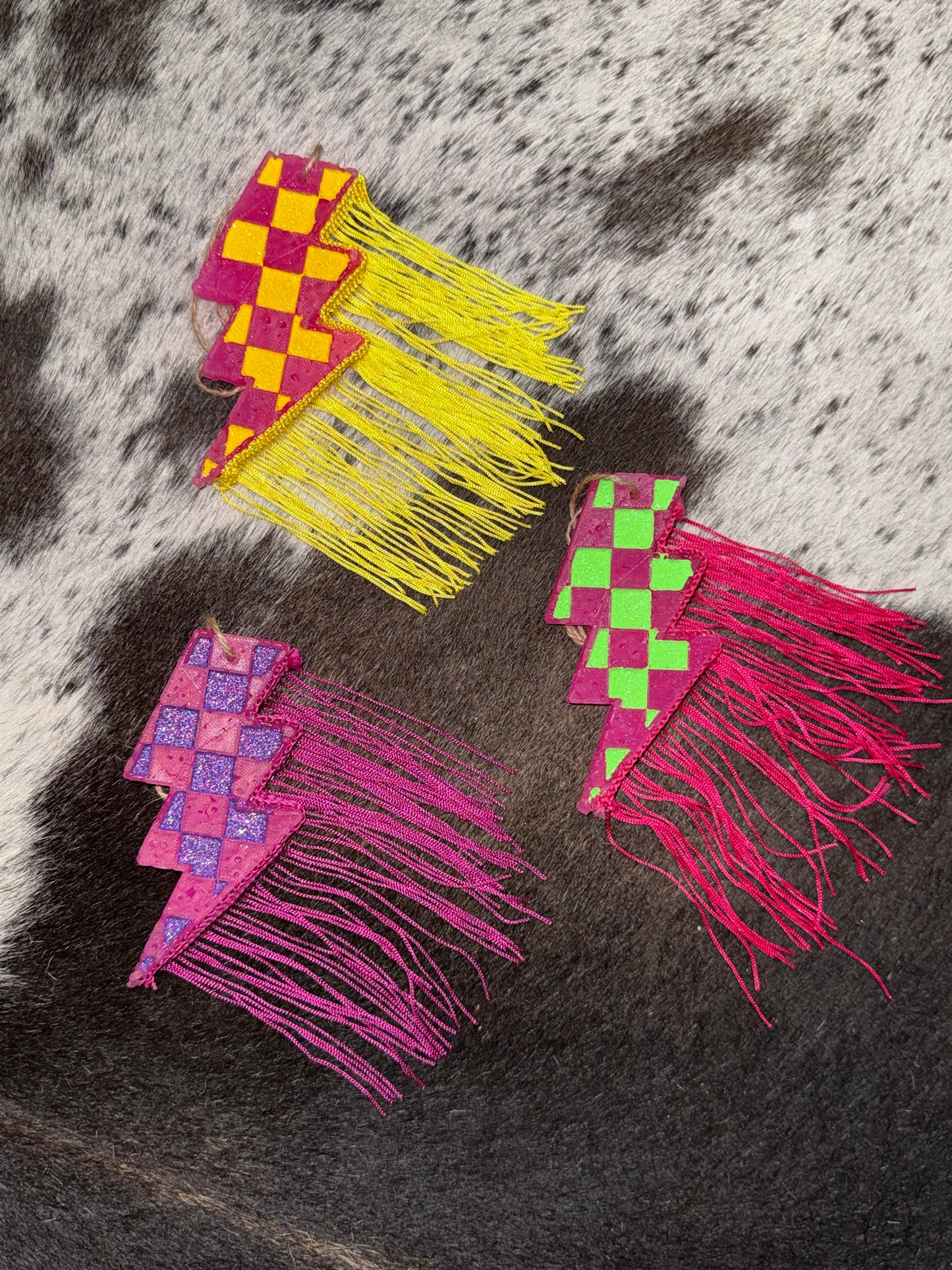 Fringed and Frisky Bolt Freshie