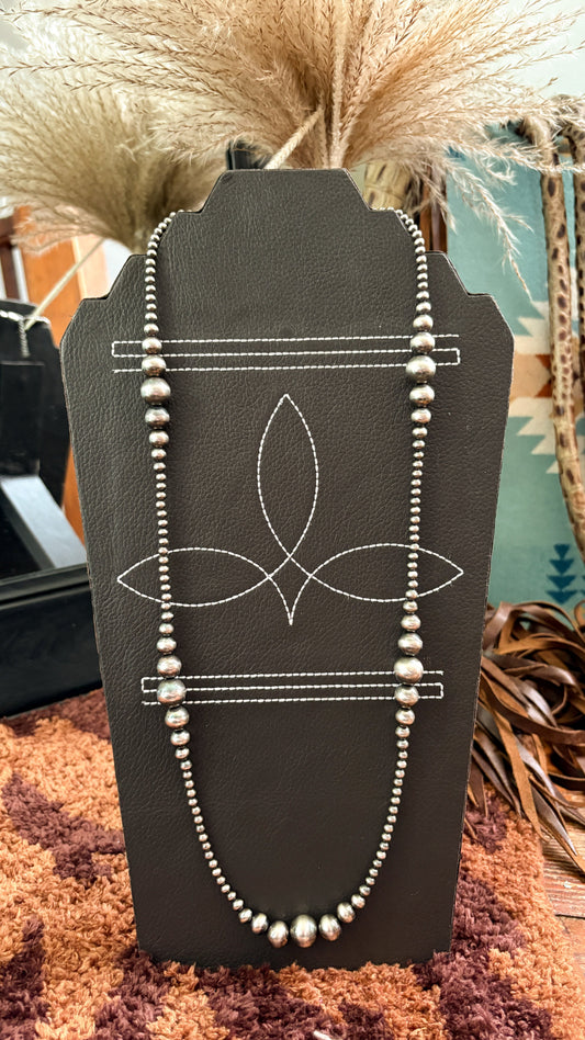 THE FLORA NECKLACE