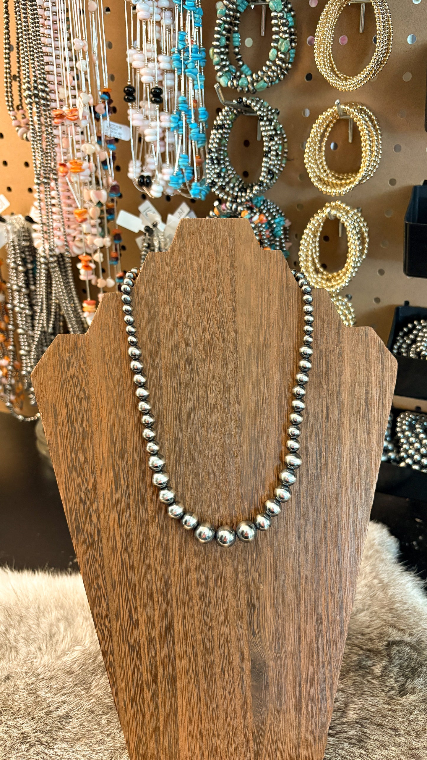 THE PAYTON NECKLACE